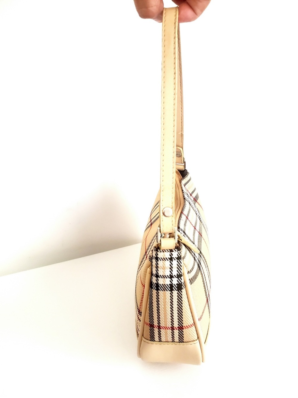 Beige Plaid Shoulder Bag - Classic Check Pattern - Picture 3 of 8